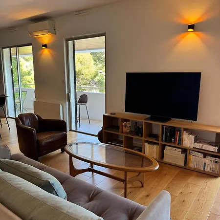 Standing Avec Vue Grand Balcon - Parking - Clim Apartment